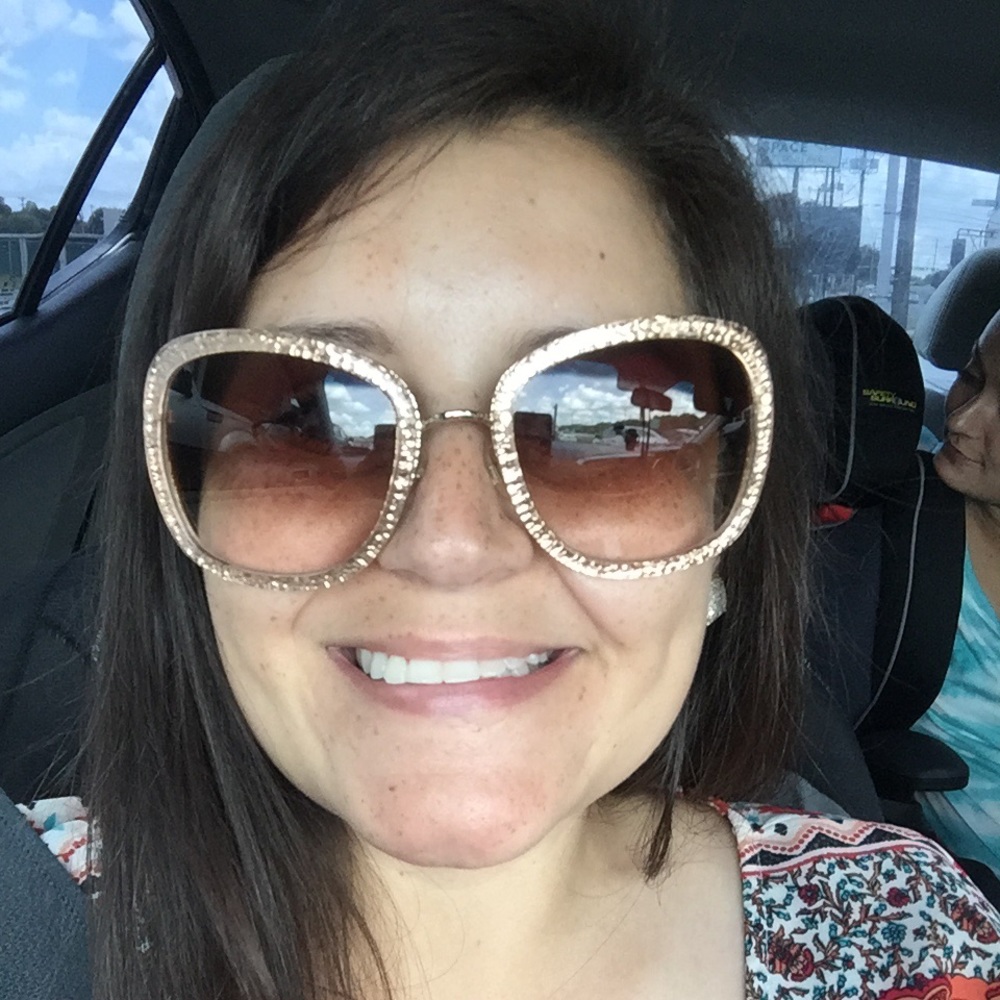 Meet your Posher, Kristen